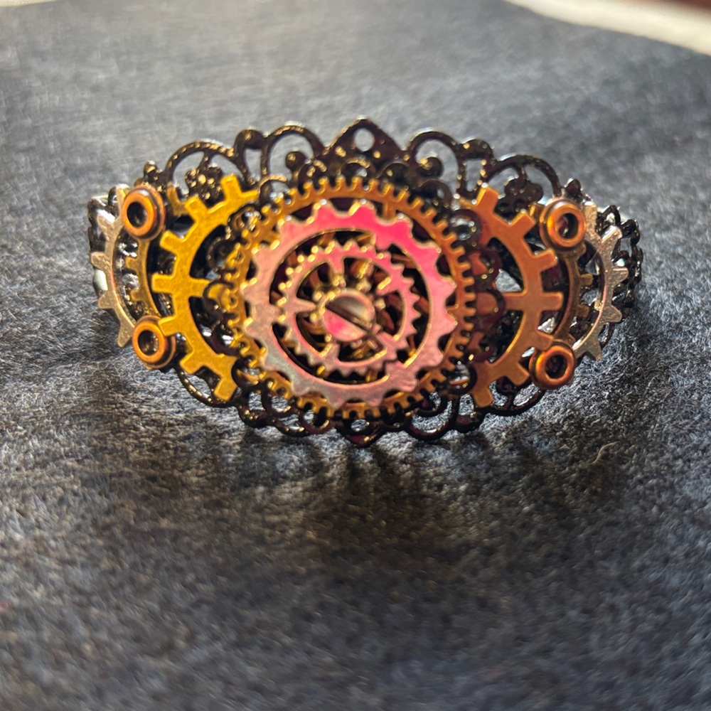 Steampunk Gear Cuff Bracelet